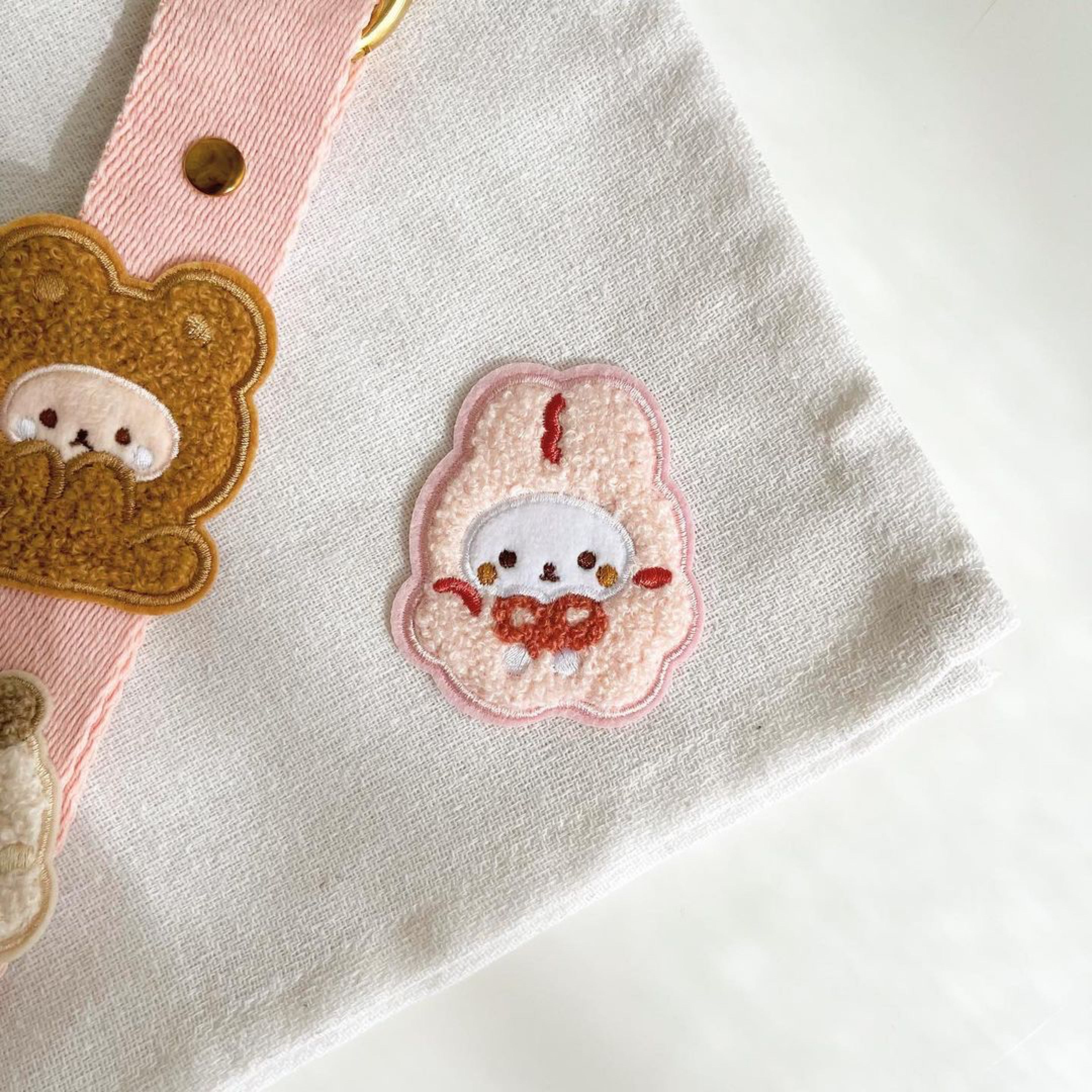 アイロン接着刺繍ワッペン