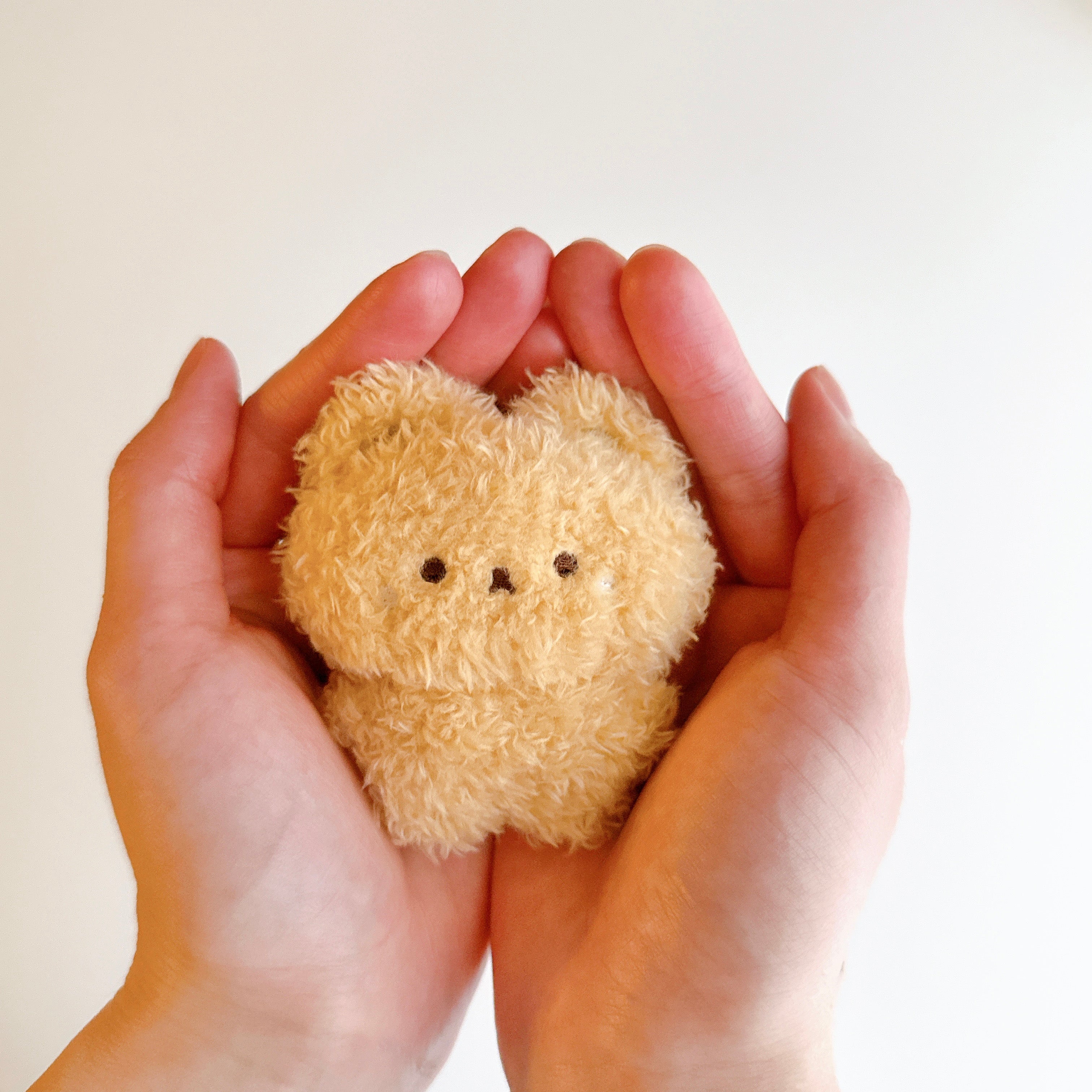 パムとタルトの手のひらぬいぐるみ